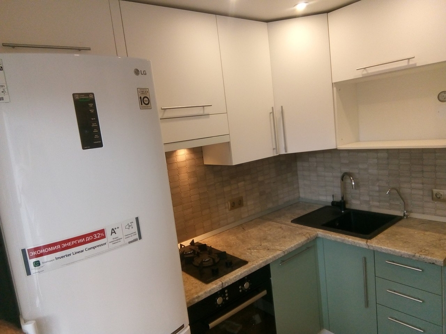 Белый кухонный гарнитур-Кухня МДФ в ПВХ «Модель 125»-фото2
