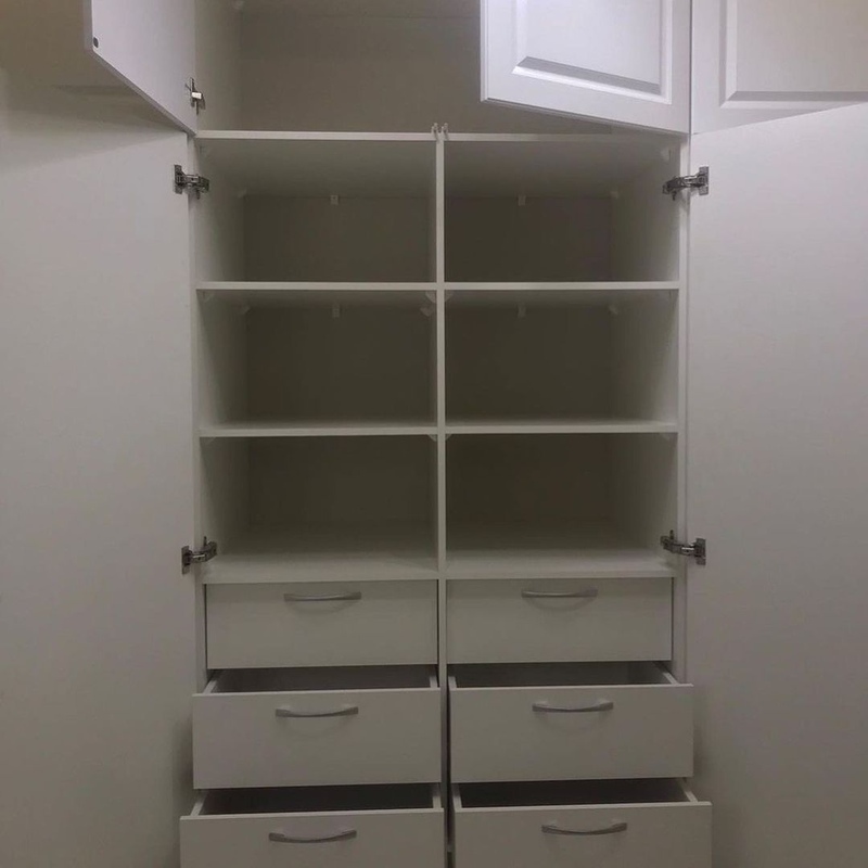 Встроенные распашные шкафы-Встраиваемый распашной шкаф на заказ «Модель 43»-фото5